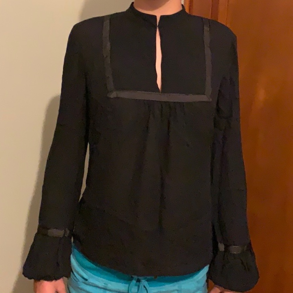 Black blouse “Banana Republic”. - Picture 2 of 3